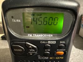 ICOM IC-Q7E Mini Dualband FM-Tranceiver Wide-RX mit Zubehör