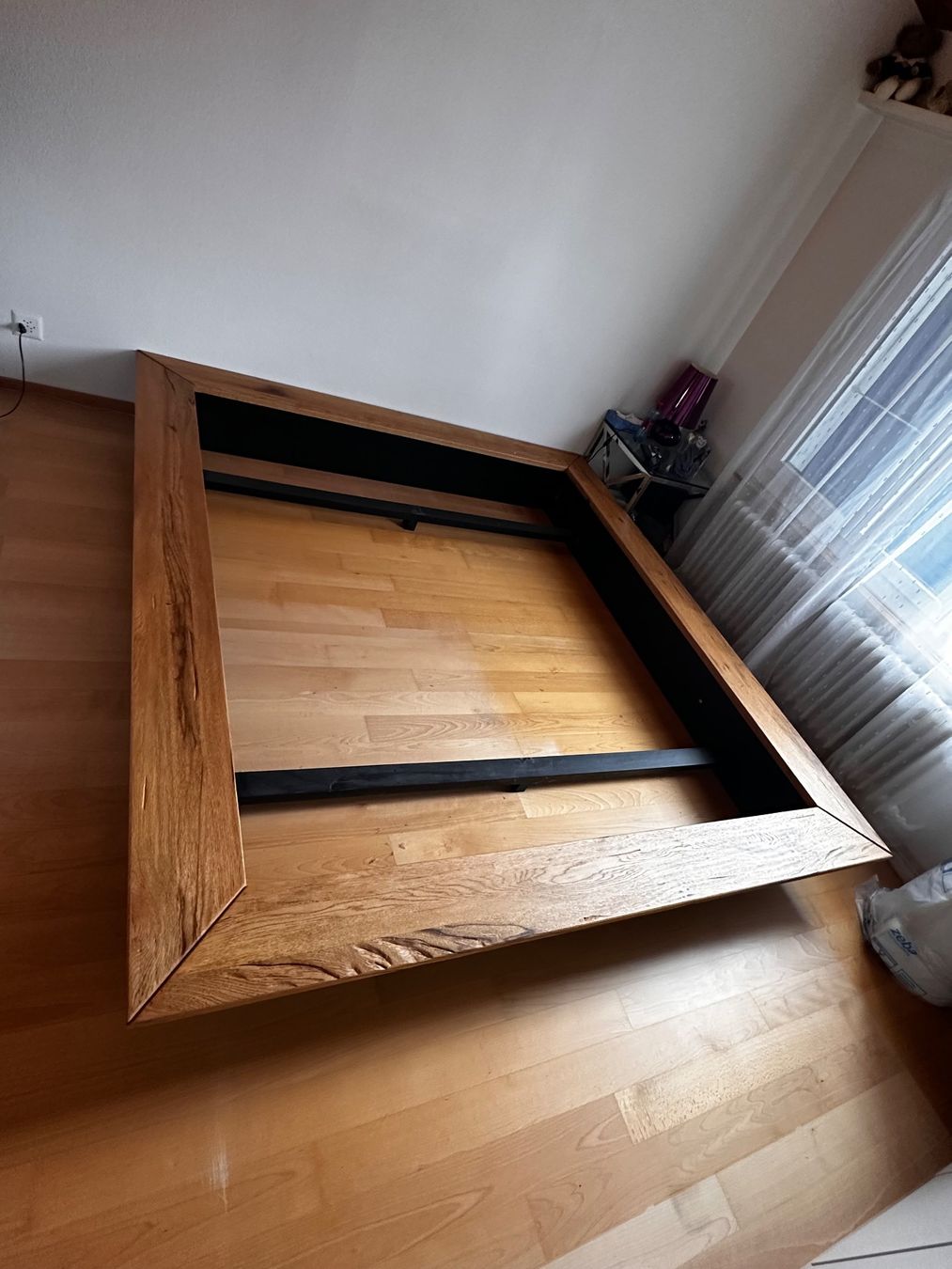 Letti: Holzbett 220x240 – Usato da Frenkendorf venduto da Katrin02 1