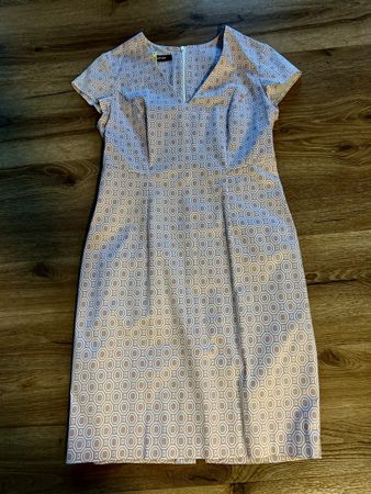 Kleid Gr. 36 sommerlich mit Muster, TOP Zustand, gereinigt