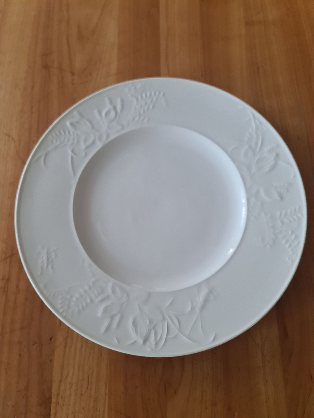 KPM Servierplatten: KPM Berlin große Runde Platte 32 cm – Gebraucht aus henau von Rockj