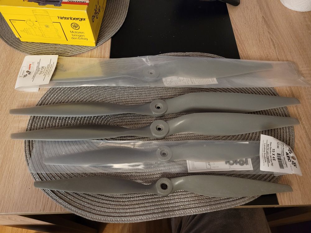 Lot neue Elektro Propeller APC Kaufen auf Ricardo