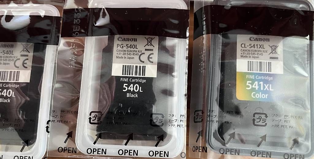Cartucce per stampanti & toner: Canon Druckerpatronen 540 / 541 – Usato da Boll venduto da SIRIUSELIA