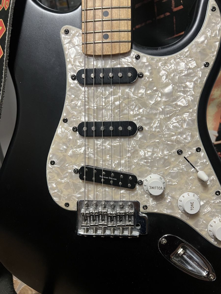 Fender Strumenti musicali: E-Gitarre mit Verstärker, Tasche und Ständer – Usato da Walenstadt venduto da Waxfever839 2