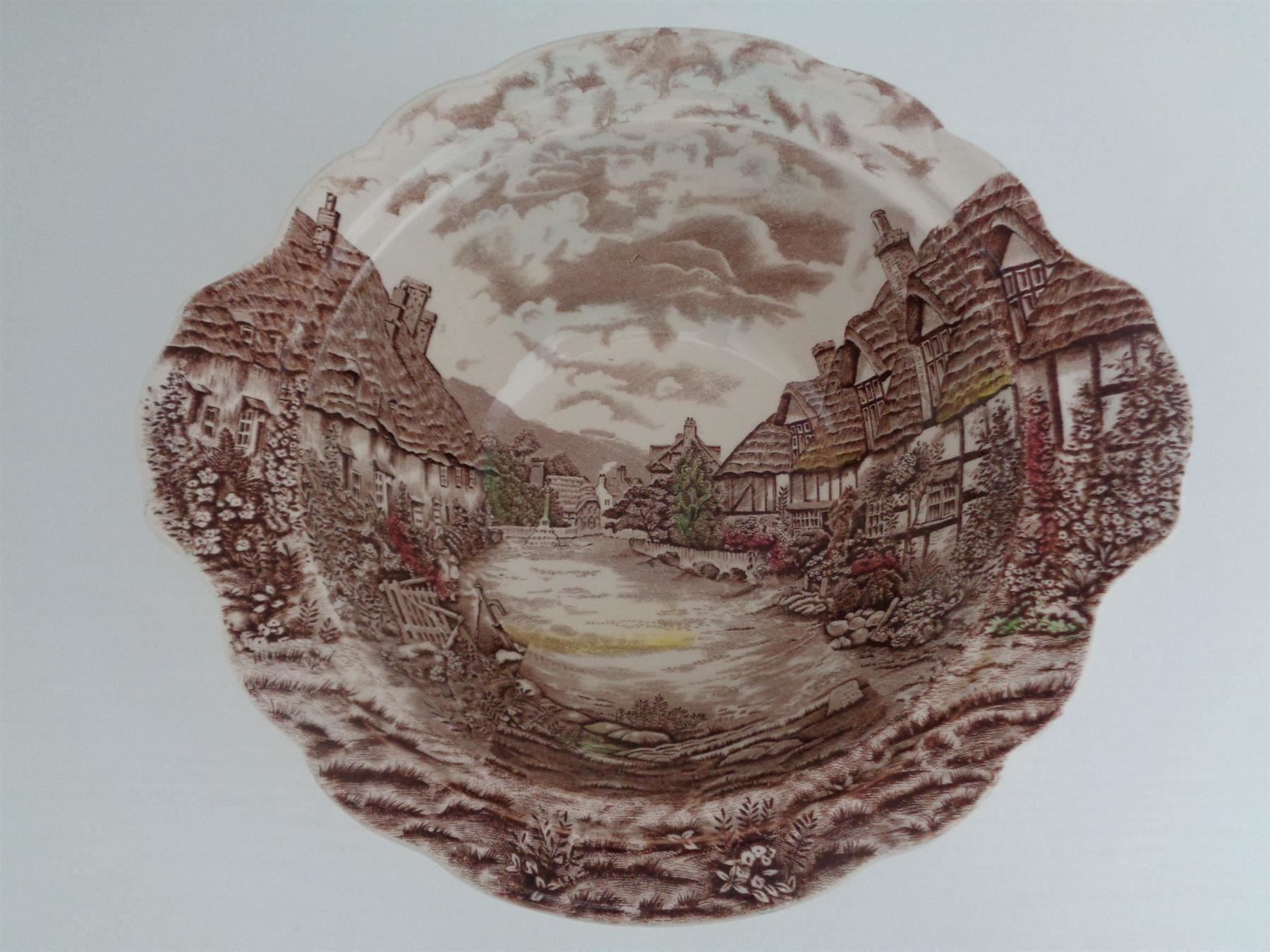 Ciotole: Schüssel-Terrine Johnson Bros England – Usato da Chur venduto da omonia 5