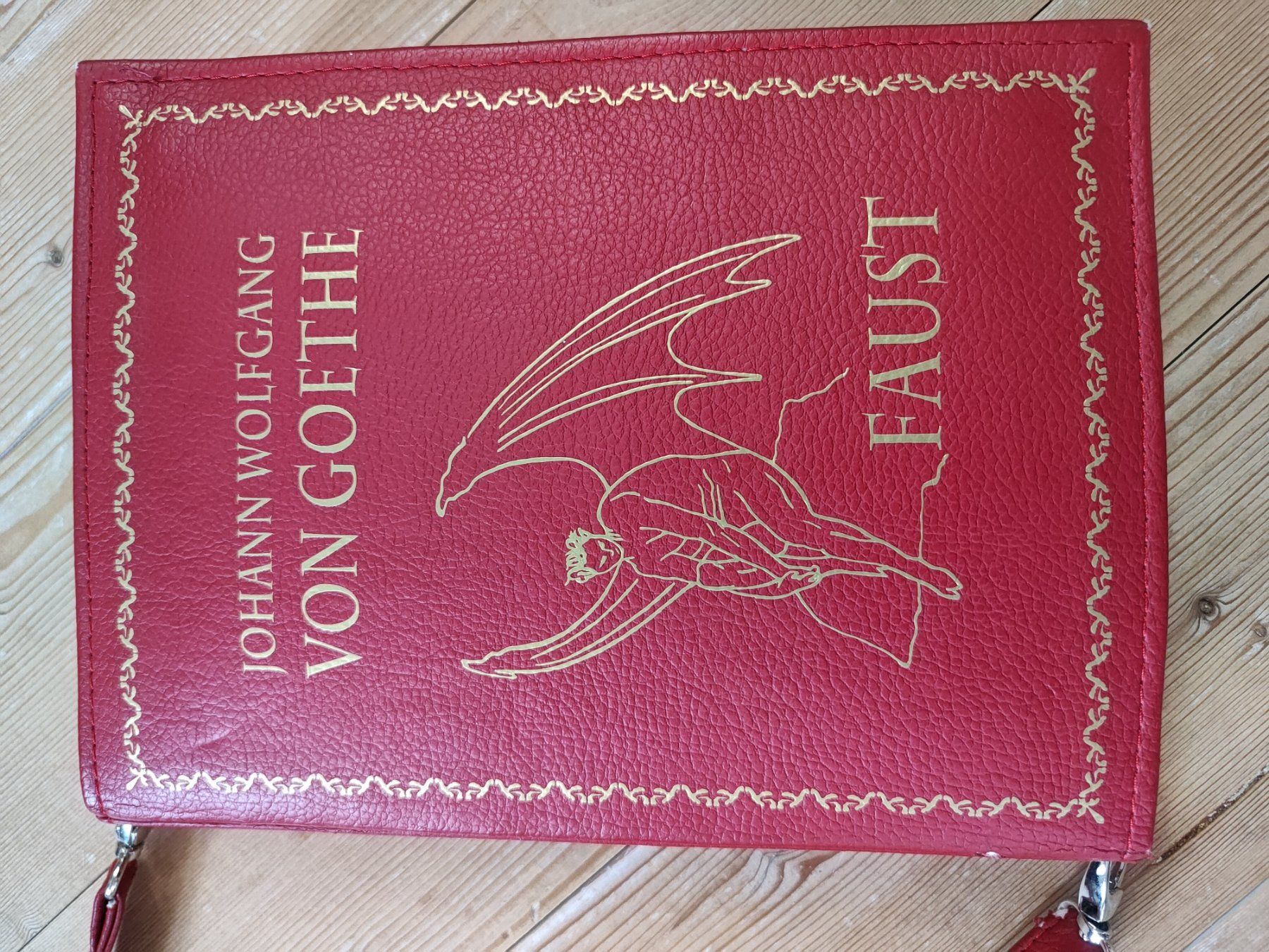 Borse da donna: Goethe Faust Tasche aus veganem Leder – Usato da Uster venduto da jul_8jwz
