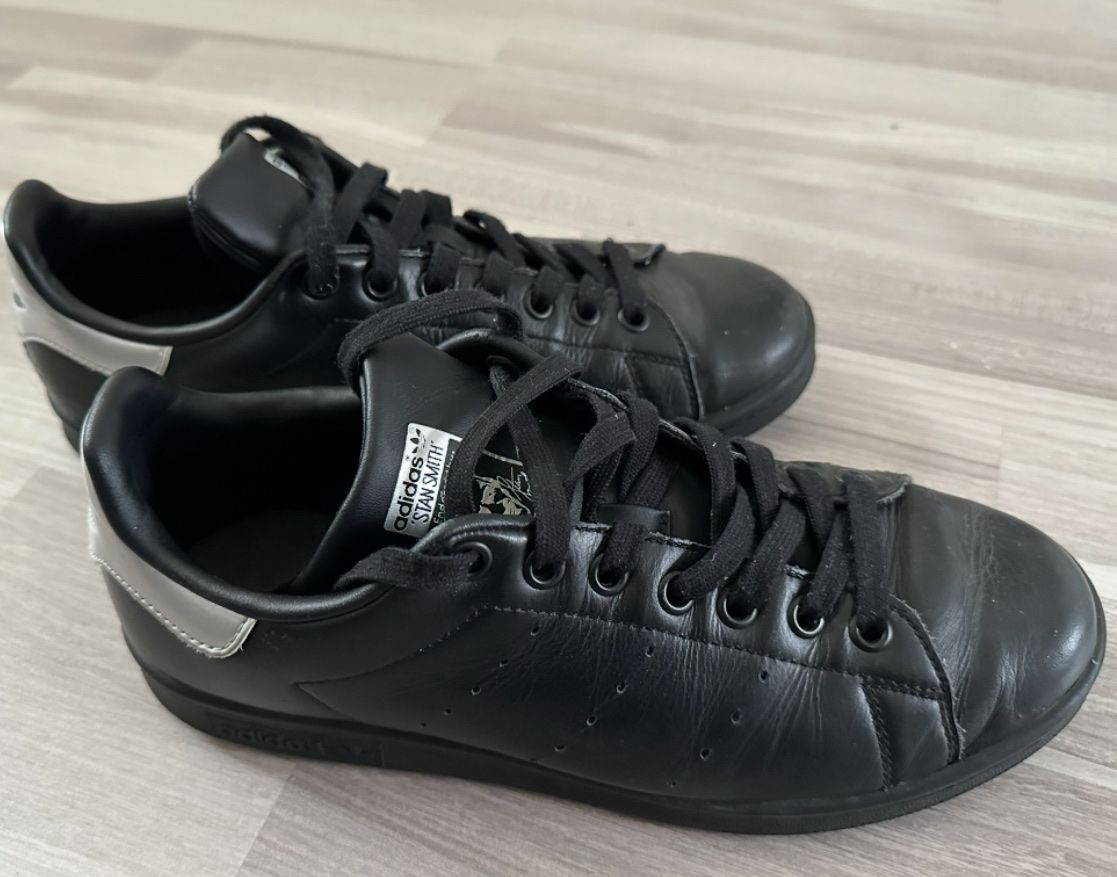 Adidas Scarpe da uomo: Sneaker Adidas Stan Smith Grösse 40 – Usato da Oftringen venduto da tola19