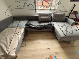 Ecksofa 2m x 2.5m, grau, gut erhalten, inkl. Kissen 🛋️
