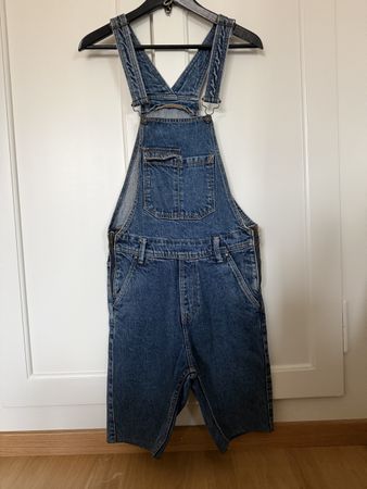 Bershka Denim Dungarees Shorts, Size EUR 34, Great Look!