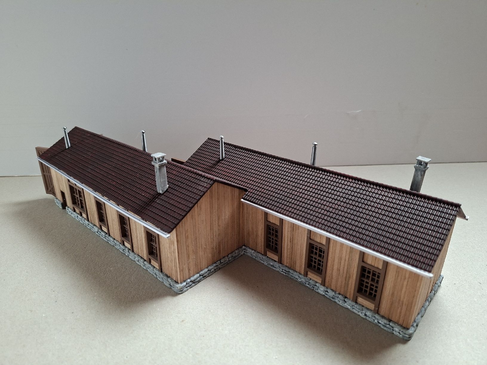 Modelleisenbahnen: Doppel Lokschuppen – Neu (gemäss Beschreibung) aus Weisslingen von Moco_mexiko 9