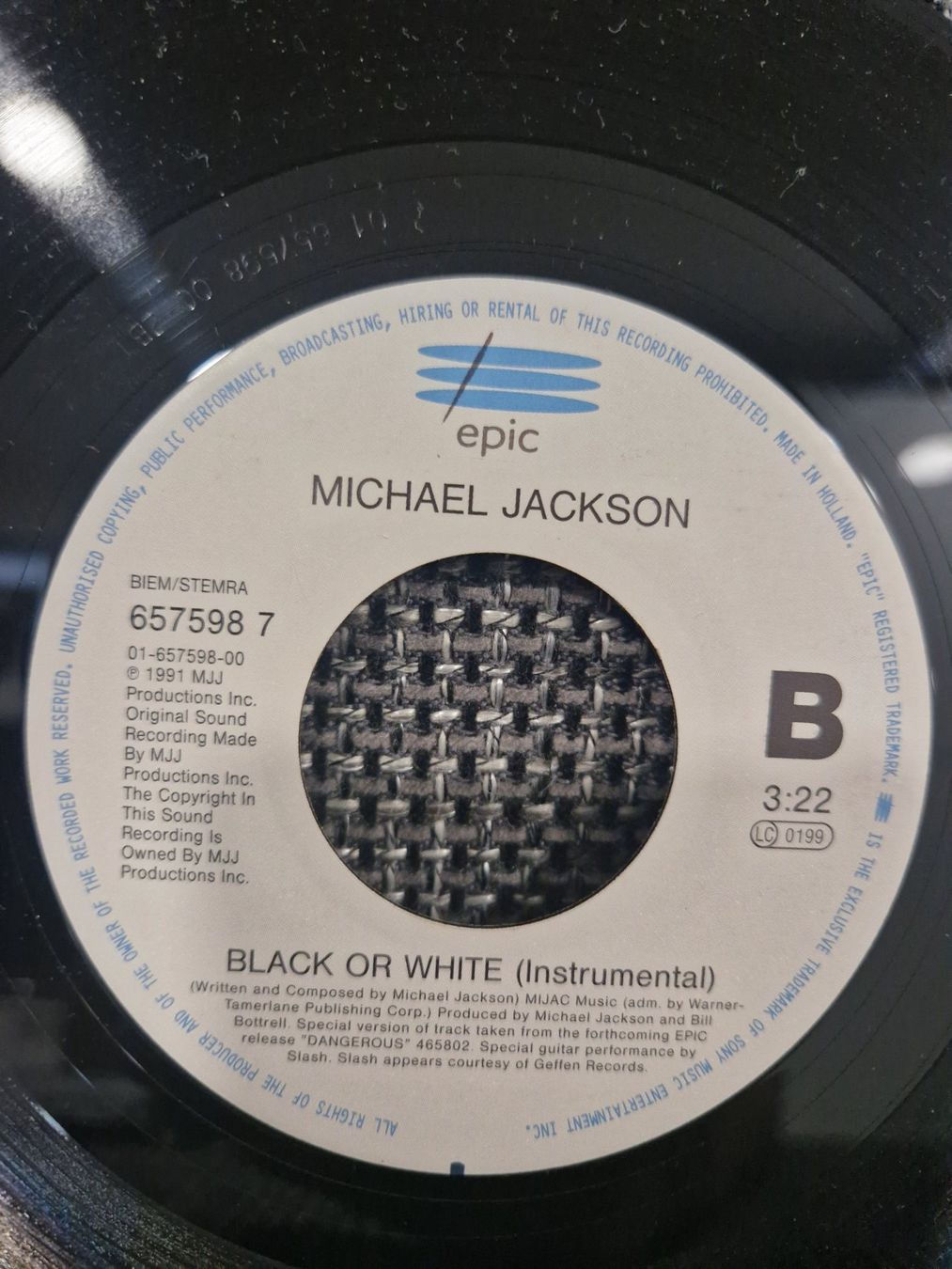Dischi in vinile: Michael Jackson Black or White Vinyl – Usato da Stetten SH venduto da ExtremMIB 5