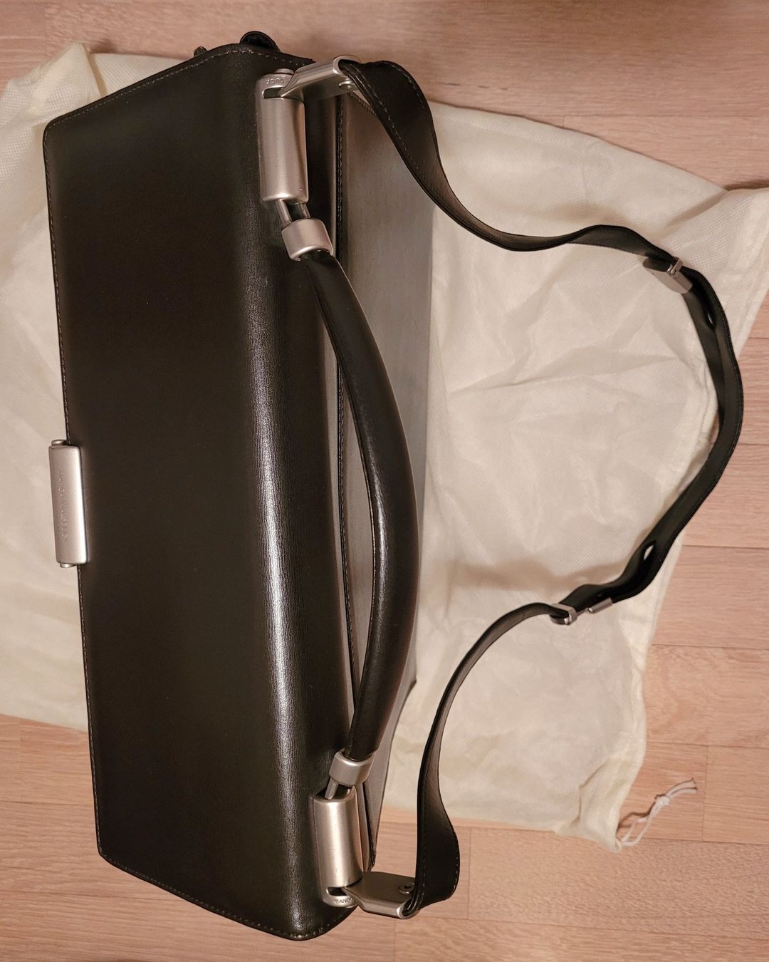 Mandarina Duck Taschen: Tasche von Mandarina Duck – Gebraucht aus Oberuzwil von rtr_wp6m 1