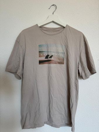 Titel: JACK & JONES T-Shirt beige mit Surfprint Gr. L