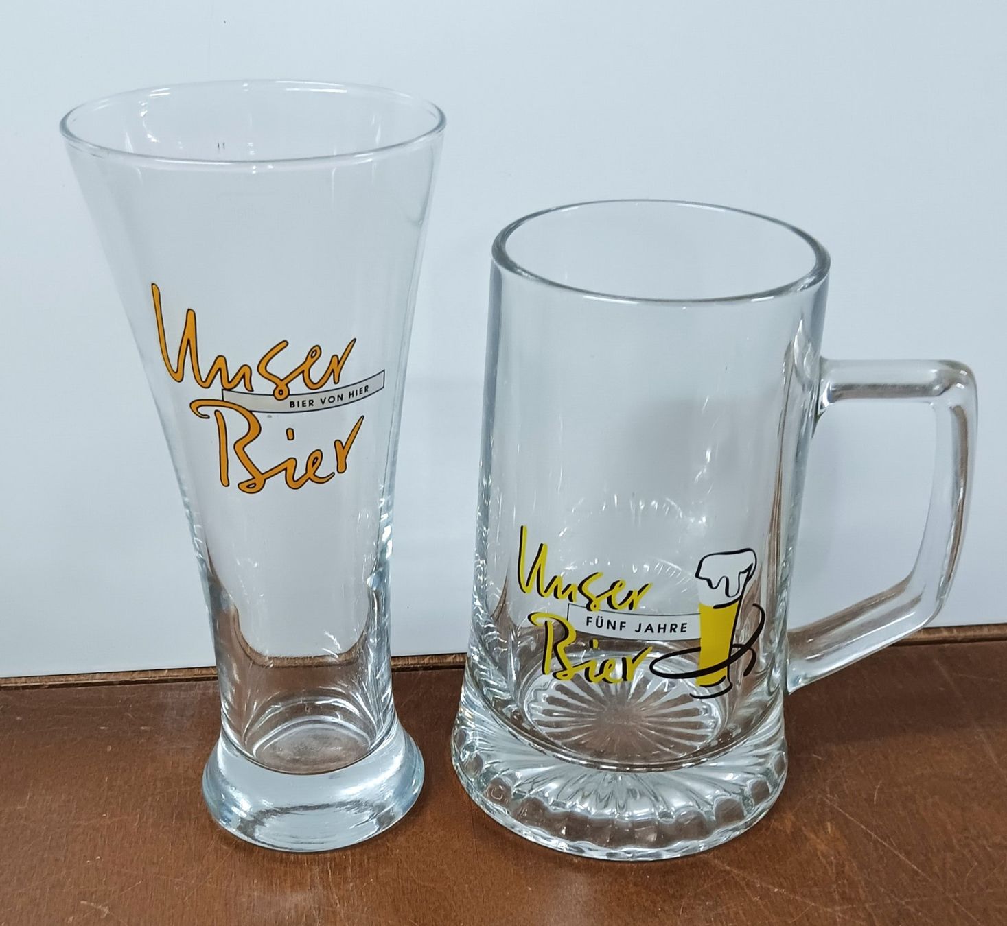 Bicchieri: 2 Bierglas Brauerei Unser Bier Basel – Usato da Lichtensteig venduto da B-B-Bier 1
