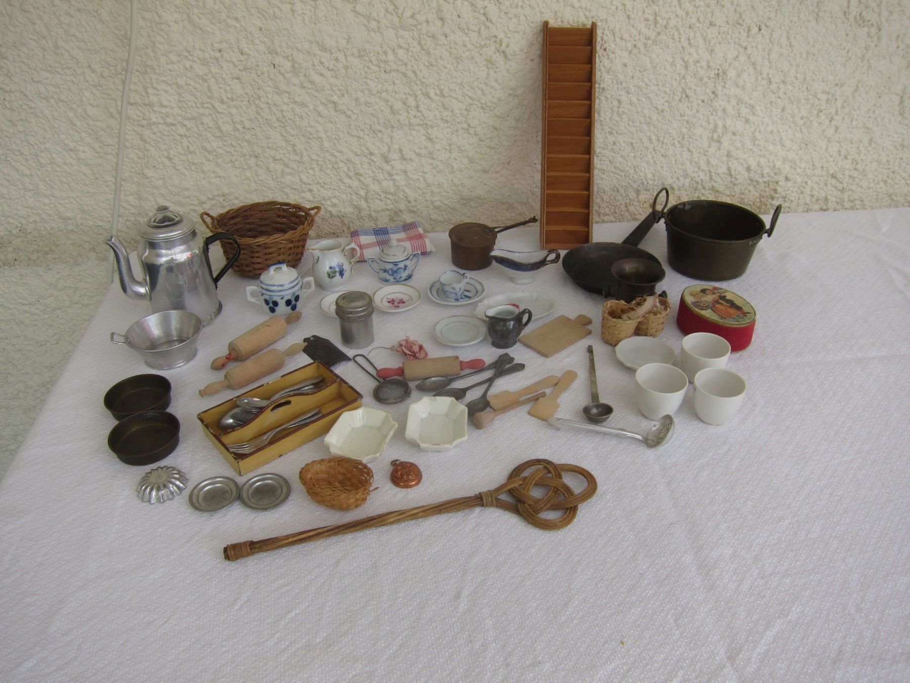 Giocattoli: Puppenspielzeug Lot 1 – Usato da Regensdorf venduto da Eri8057