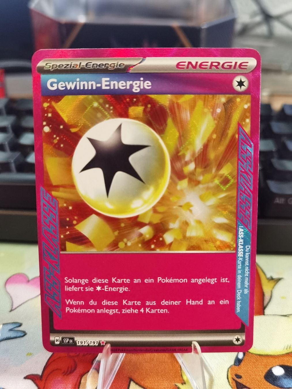 Pokémon Carte collezionabili: Pokemon Gewinn-Energie SSP DE – Usato da Zollikofen venduto da Carrpas