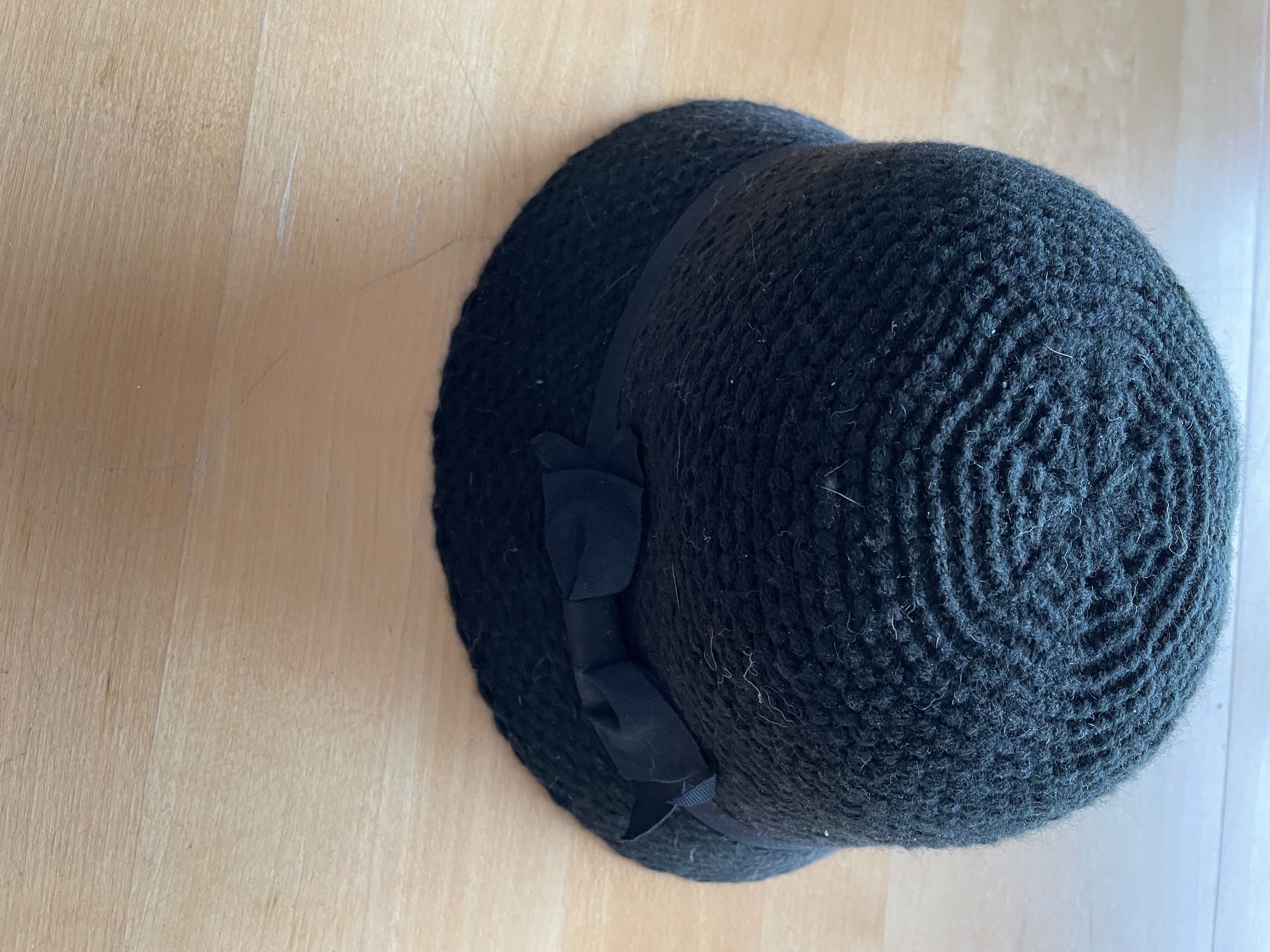 Copricapi, berretti & cappellini: Damenhut – Usato da Zofingen venduto da Hathoway