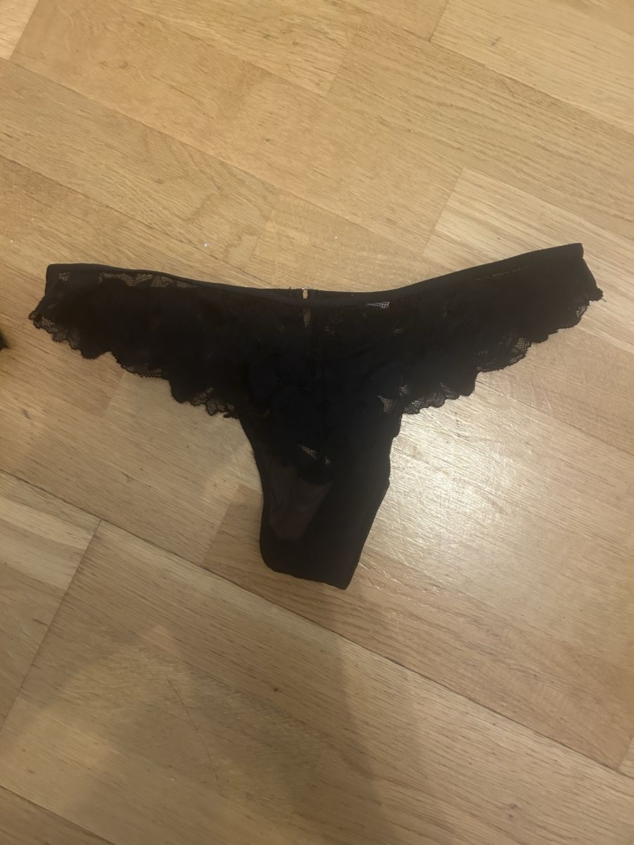 Autres dessous: Neue Tanga Slip gr m – Neuf (Voir description) à Allschwil par selake990673