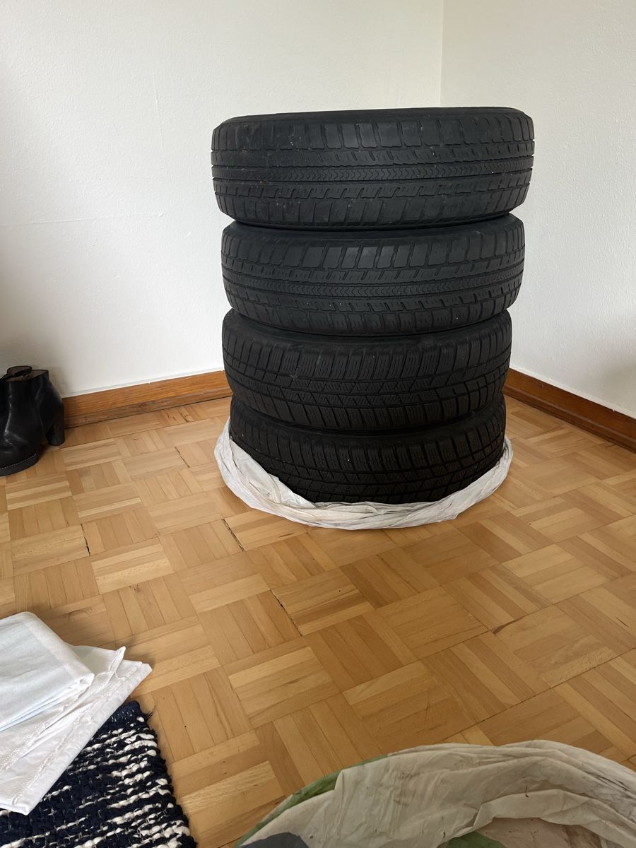 Pneus & Roues: Winterreifen – D'occasion à Zürich par Liilu 6