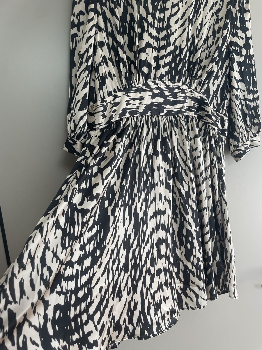 Sandro Robes: Sandro Kleid Gr. 3 – Neuf (Voir description) à Zürich par Mary233 2