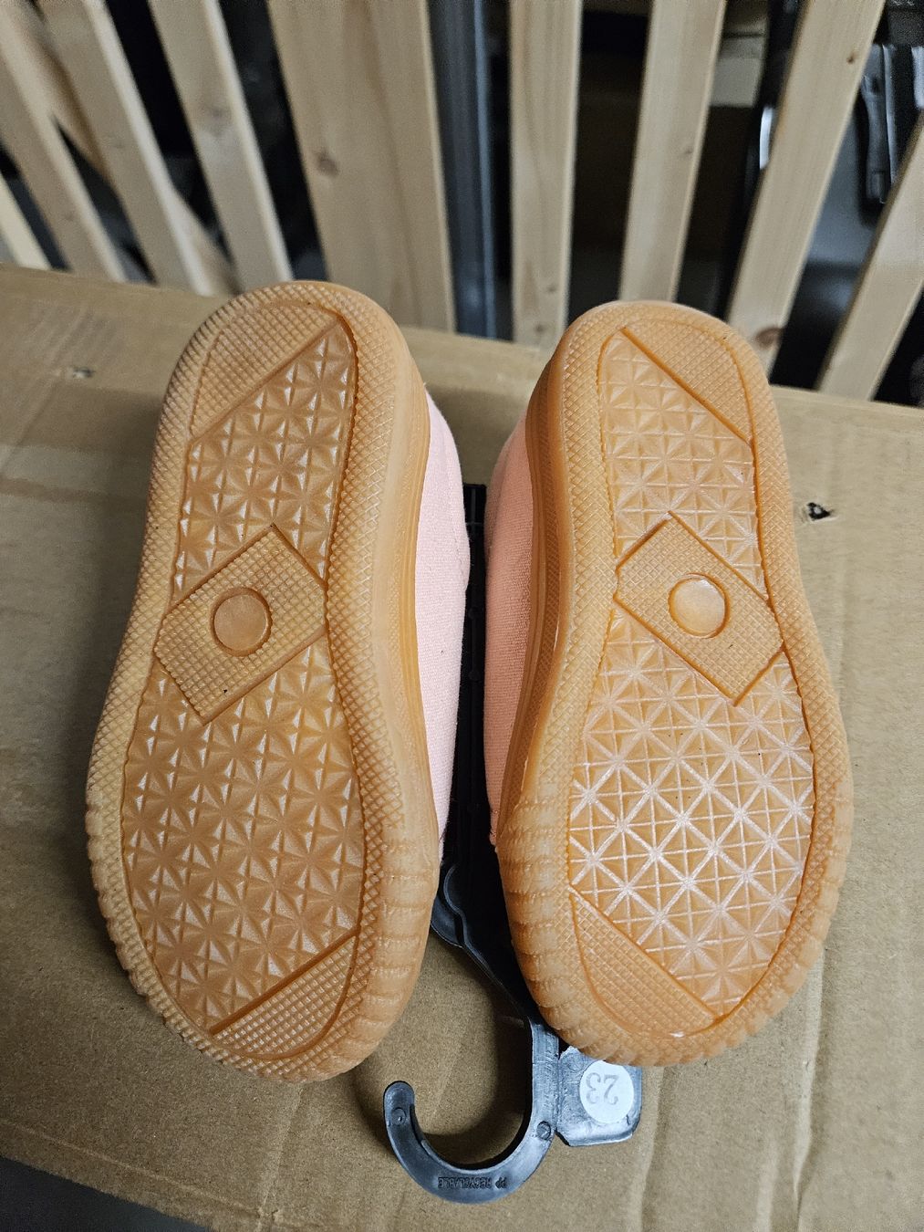 Schuhe für Mädchen: Rosa Kinderschuhe, Grösse 23, Neu – Neu und originalverpackt aus Zürich von qer_2t8q 3
