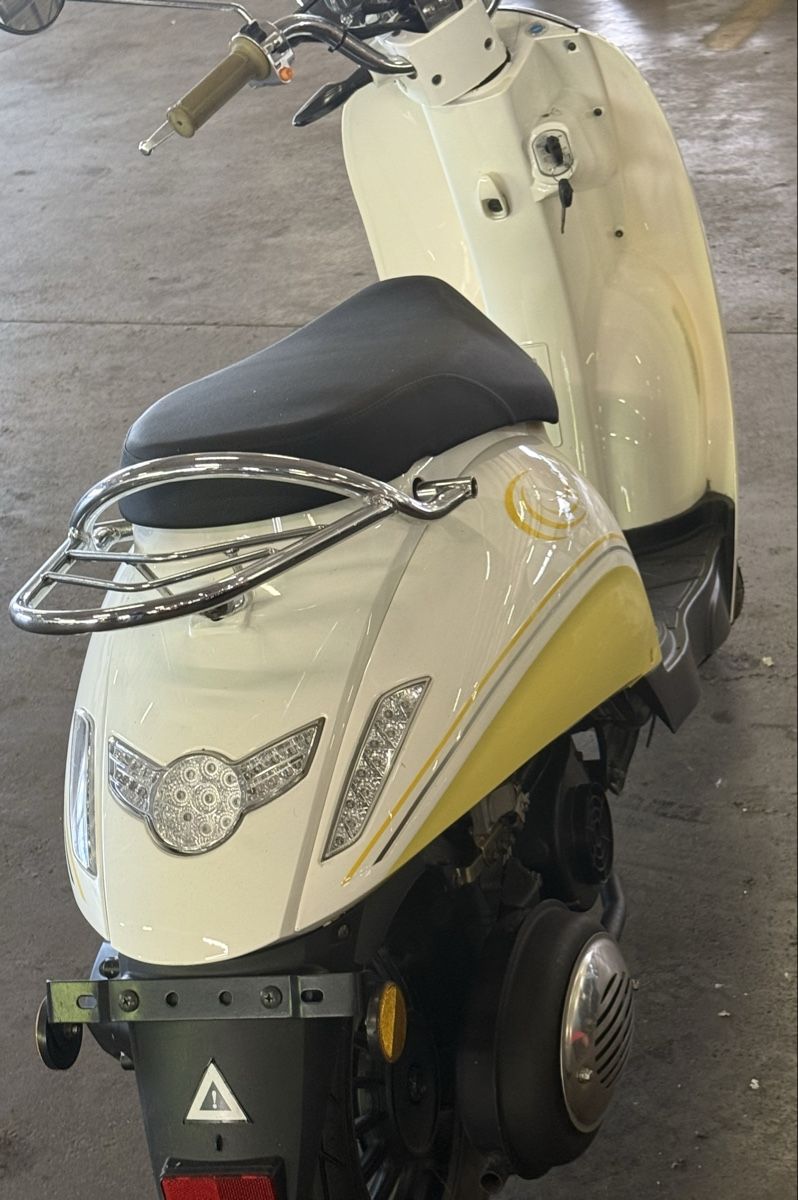 Strada: VESPA Replica, Prototyp, 50ccm, ORLANDO, 2km, – Nuovo (secondo la descrizione) da hunzenschwil venduto da Oldipark 2