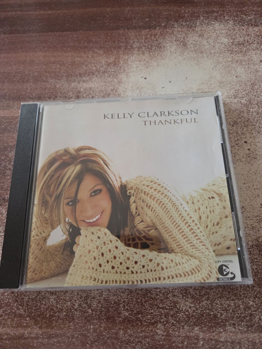 CD: Kelly Clarkson - Thankful – Usato da Wattenwil venduto da Mage66
