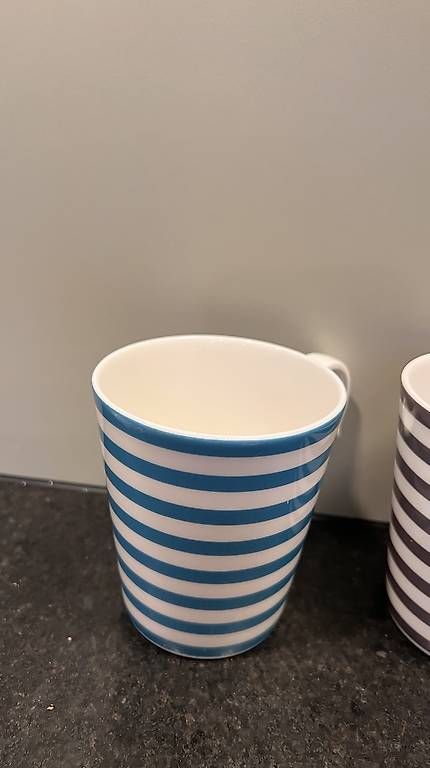 Tassen: Zwei Royal Fine China Tassen – Gebraucht aus Thun von mil_68lh 4
