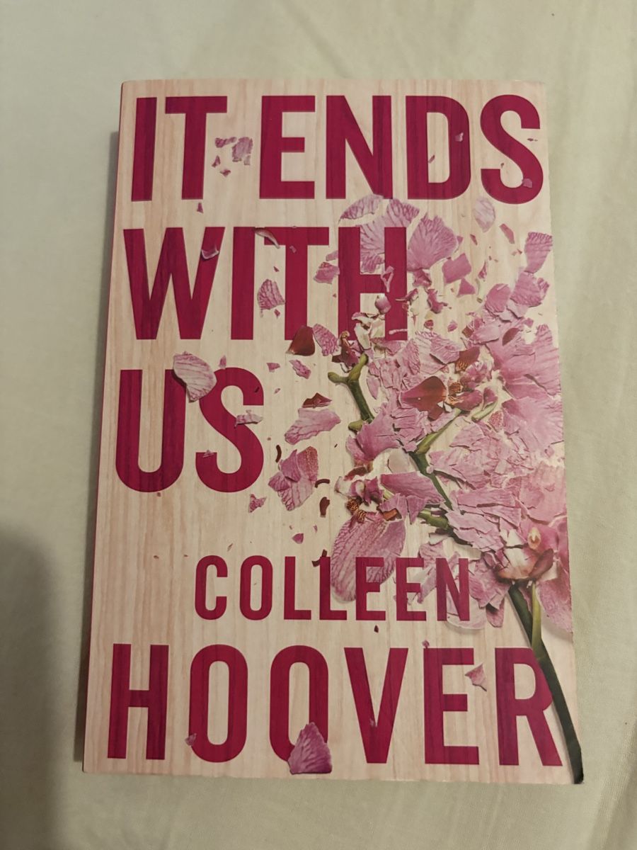 Libri: Book It Ends With Us by Colleen Hoover – Usato da Penthalaz venduto da _Meg_