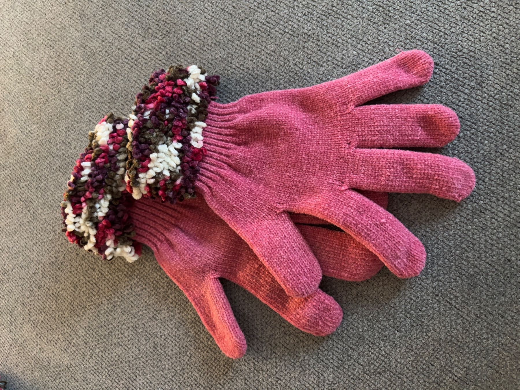 Altro abbigliamento per bambina: Neues wunderschönes Winterset Schal und Handschuhe – Nuovo (secondo la descrizione) da Urdorf venduto da leoale 1