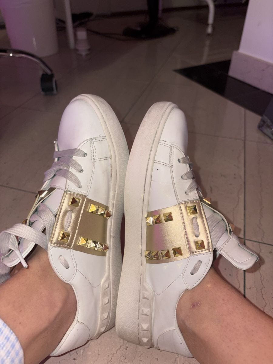 Valentino Scarpe da donna: Valentino Garavani Rockstud – Usato da Le Grand-Saconnex venduto da c7w_ngx7 1