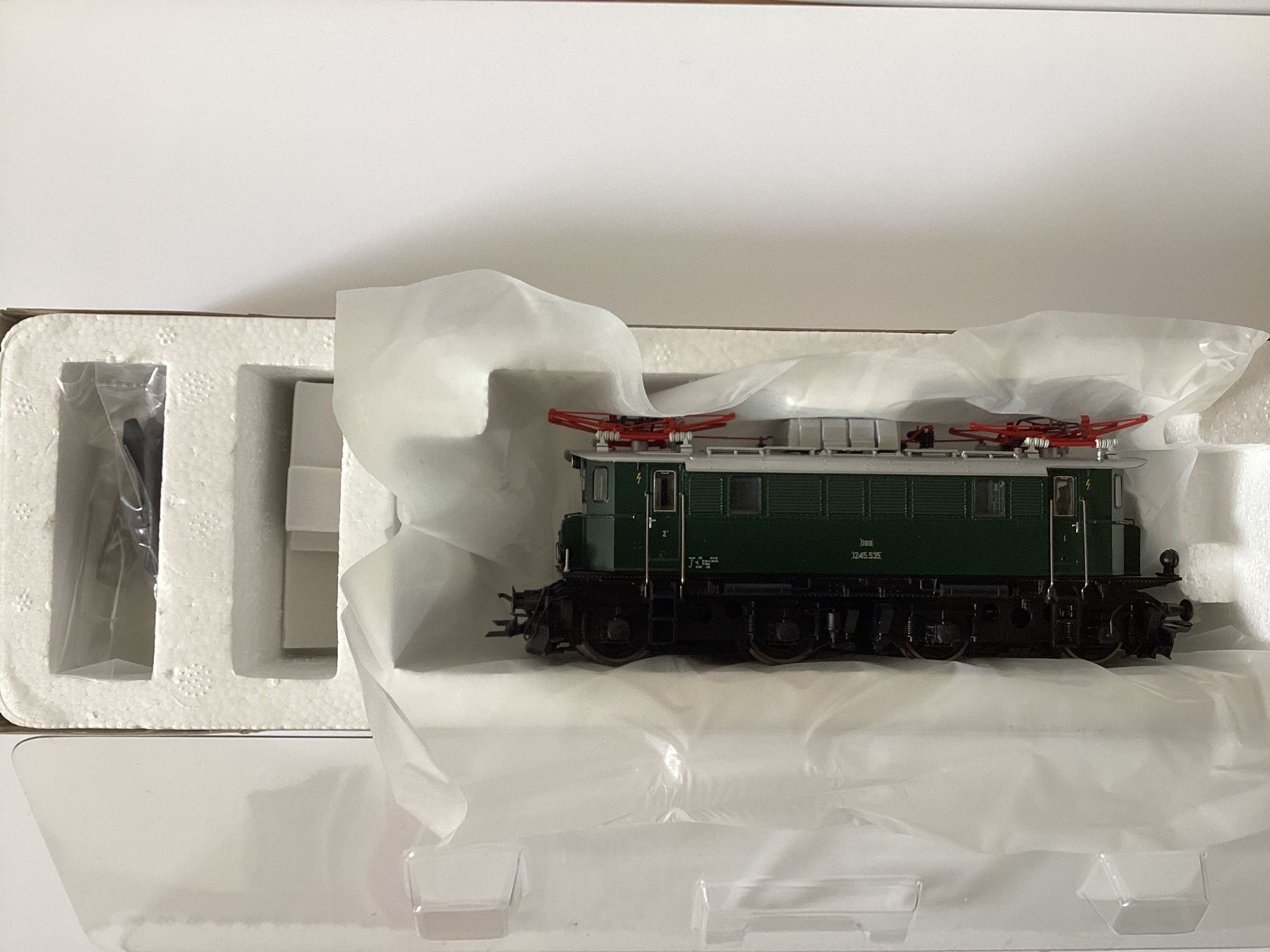 Roco Modellini di ferrovie: Roco 62647 ÖBB 1245.535 H0 1:87 – Usato da Effretikon venduto da simtek_de 4