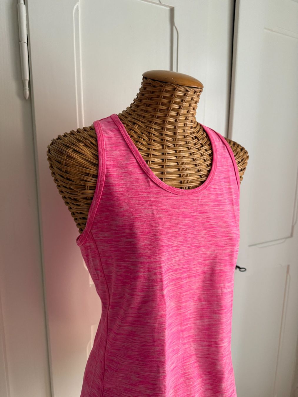 H&M Top: Sport Top pink M – Usato da Zürich venduto da Diazaio 1