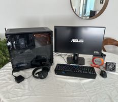 Gaming PC, Monitor & Setup (64GB RAM)