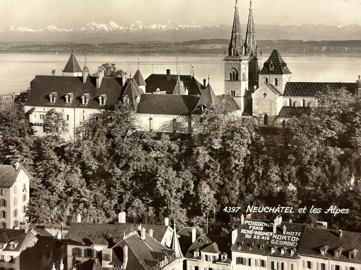 Cartoline postali: Alte Ansichtskarte Neuchâtel und Alpen 1938 – Usato da Lanzenhäusern venduto da vic63 1