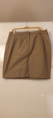 Maddison Rock, Khaki, Grösse 44, Top Zustand für den Sommer