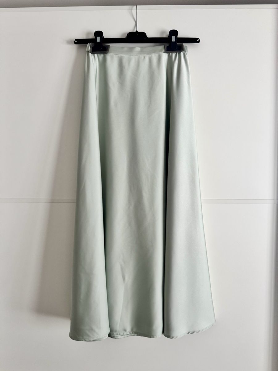 Piqyourdress Gonne: Lizzy Satin Rock PIQ size S – Usato da Langnau am Albis venduto da Sophie_Jarolimova