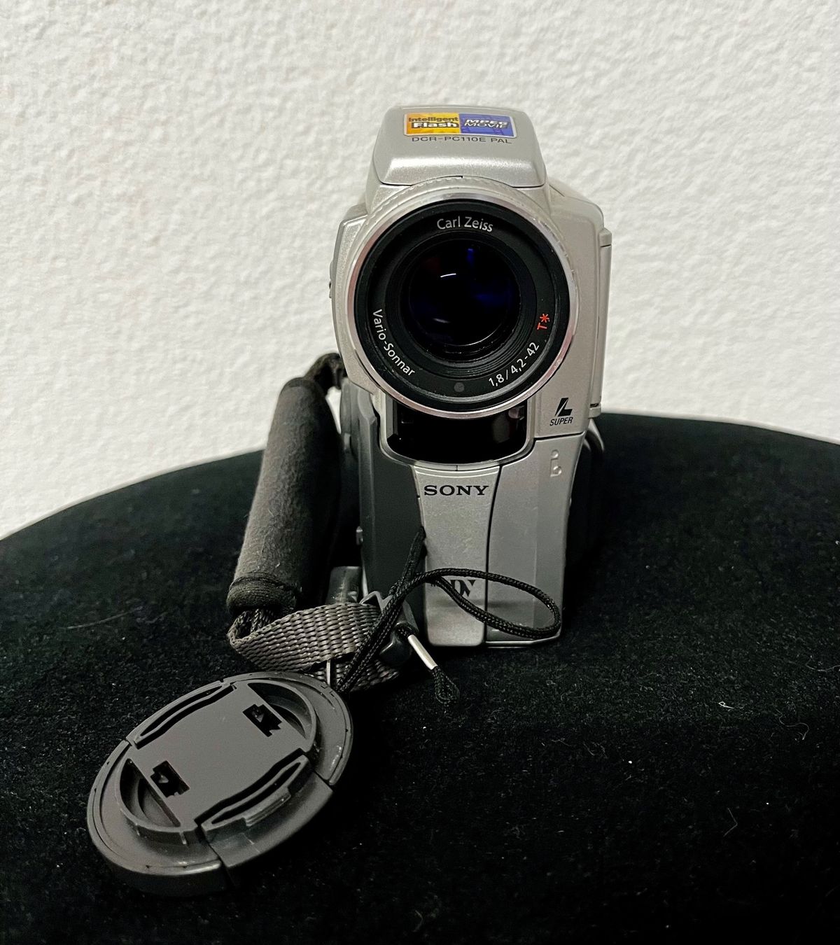 Sony Videocamere: SONY Digital Video Camera-Recorder – Usato da Zuchwil venduto da Speaker0 3