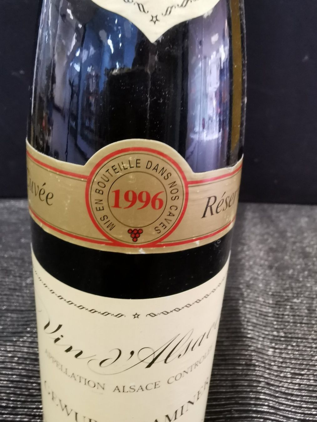 Vino: CUVÉE RÉSERVE GEWURZTRAMINER 1996 – Nuovo (secondo la descrizione) da Genève venduto da Leboucheoreilles 2