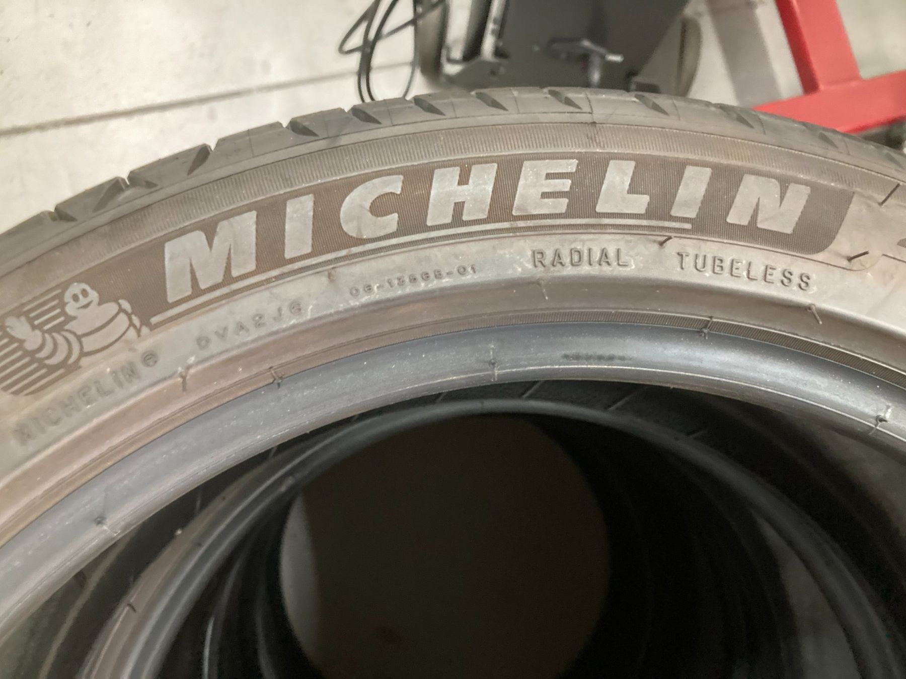 Michelin Pneumatici & Ruote complete: 225/45R17 Michelin Sommerpneu – Usato da Cham venduto da Cham6332 1