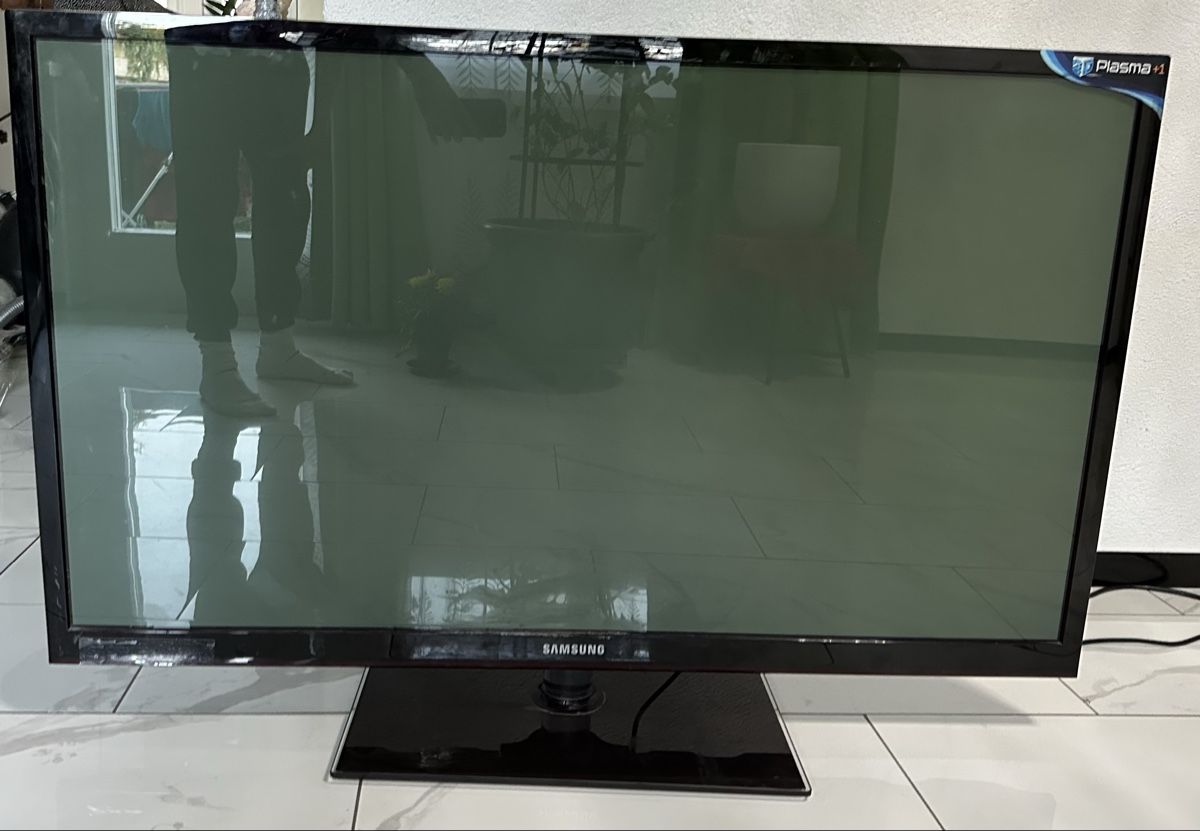 Samsung Fernseher: Samsung Plasma TV (3D) – Gebraucht aus Ballwil von AyngaMarket 2