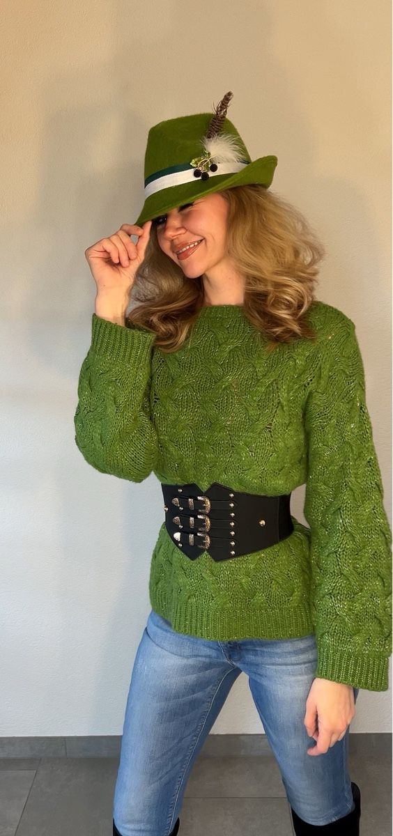 Maglioni & Felpe: Pull en tricot vert sapin – Usato da Pont (Veveyse) venduto da pil_k9jp 1