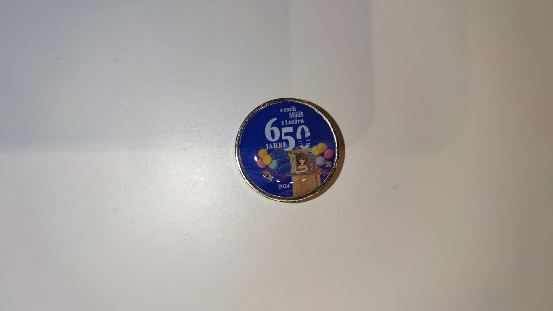 Placchette & Badge: Pin 650 Jahre Määs Luzern – Nuovo e nell'imballaggio originale da Ebikon venduto da tropftropf 2