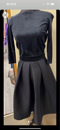 Elegantes Abendkleid Gr. 40 Oberteil aus Samt 