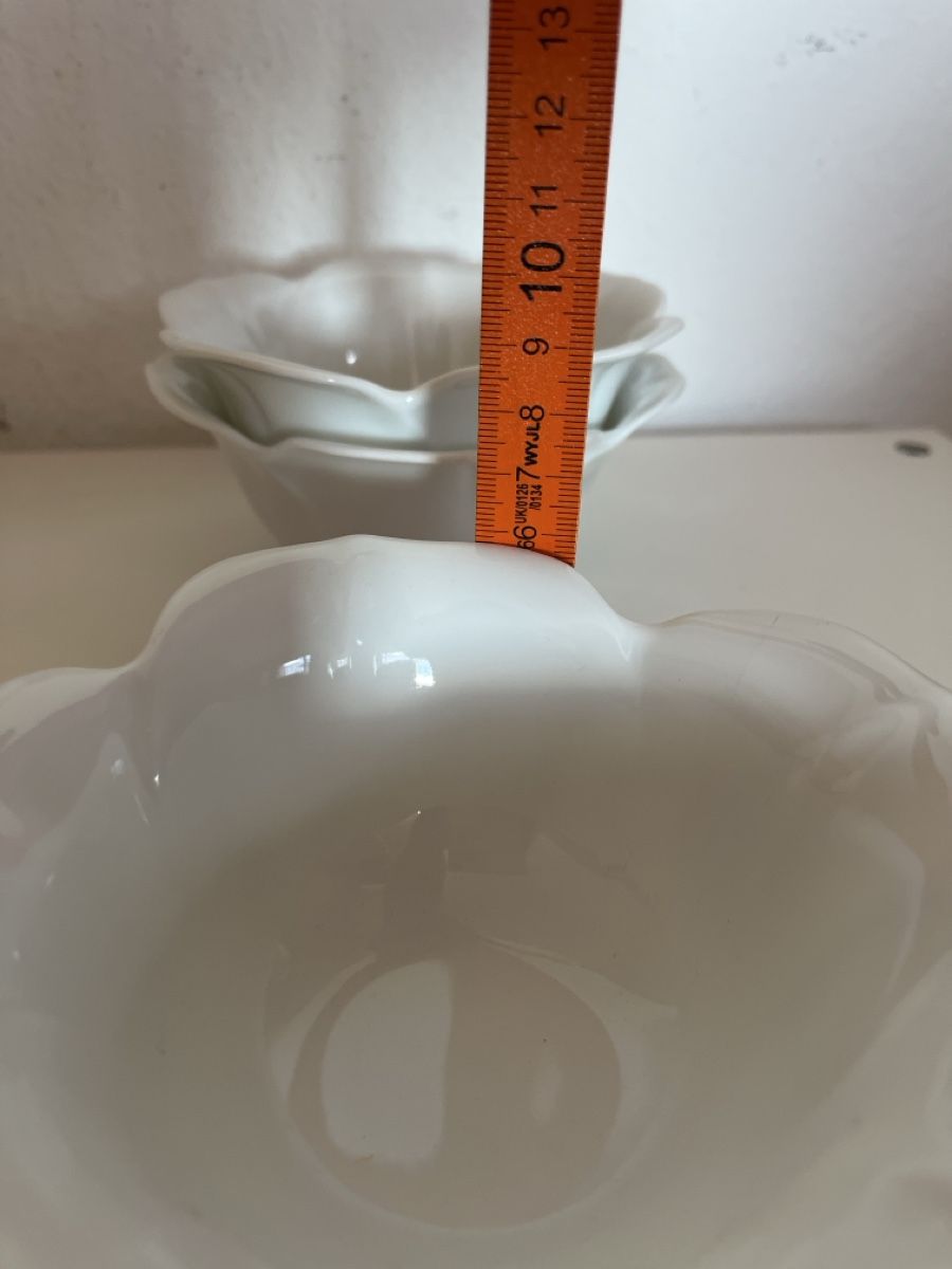Ciotole: 3x Schalenset Blumenform Weiss – Usato da Dübendorf venduto da Gfenni 3