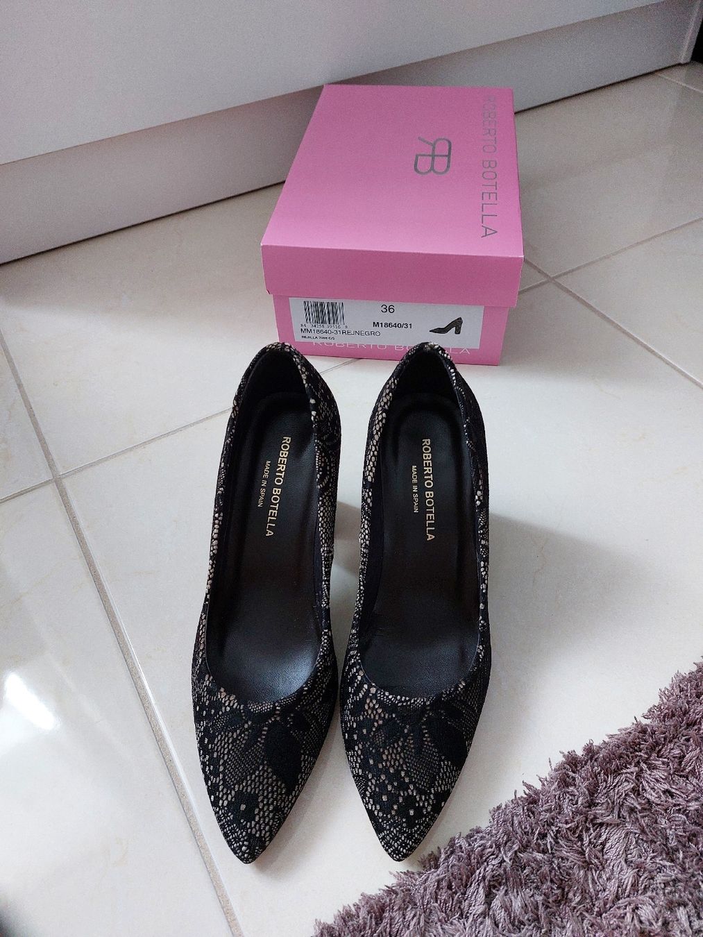 Scarpe da donna: Escarpin Roberto Botella , noir dentelle – Nuovo (secondo la descrizione) da Formangueires venduto da Fabienne1974