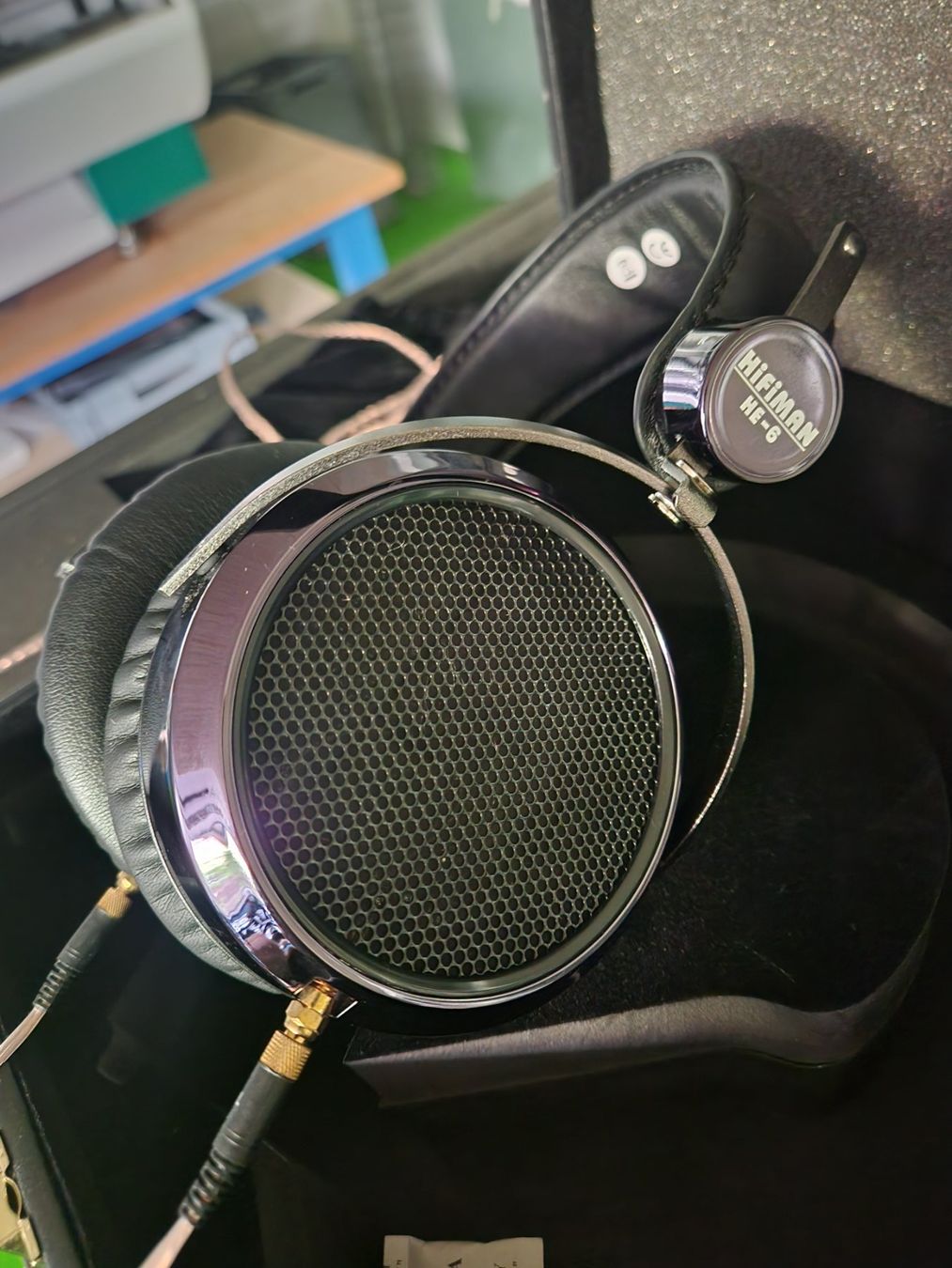 HiFiMan Kopfhörer: Hifiman HE-6 MINT (6S - Version mit 6 Schrauben) – Neu (gemäss Beschreibung) aus Basel von clear 7