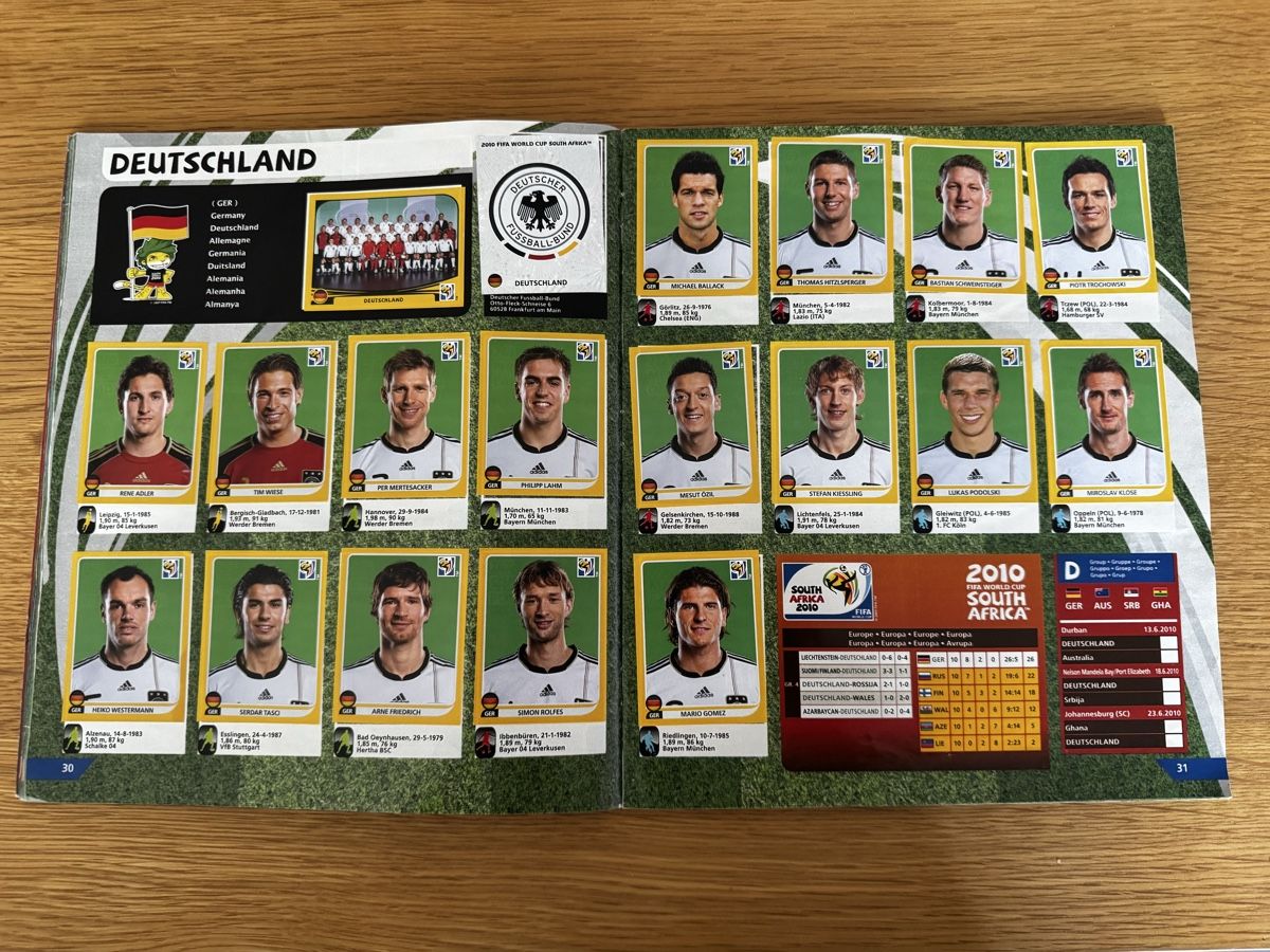 Panini Sammelbilder & Trading cards: Panini Fifa South Africa WM 2010 Komplet – Gebraucht aus Collombey von lianki 2