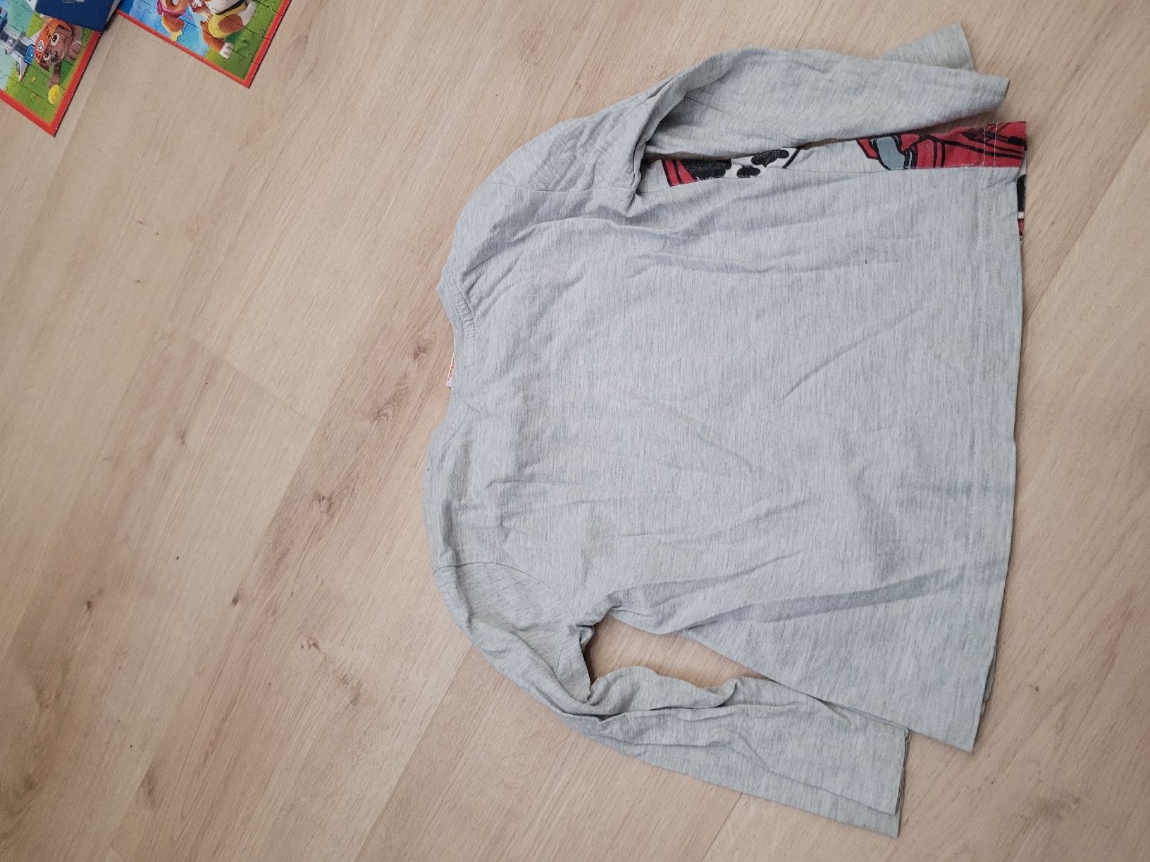 Pullover & Sweatshirts: pullover Gr.98/104 – Gebraucht aus Lupsingen von sta_wgg5 3