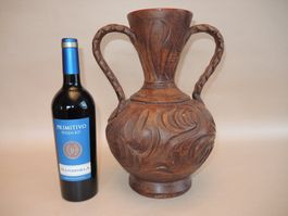Vase mit zwei Henkeln ohne Weinflasche mit Amphoren Form