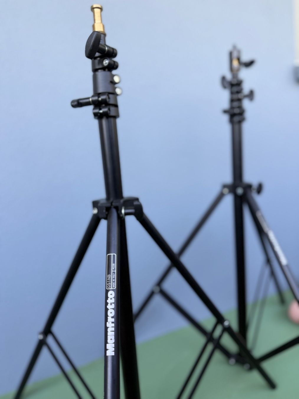 Manfrotto Altro in Decorazioni & Accessori: Manfrotto Stativ 051NB - PC08 + Adapter – Usato da Solothurn venduto da omtara